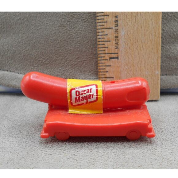 Vintage 1988 Oscar Mayer Wienermobile Weenie Whistle Plastic Toy Promo - Picture 2 of 6